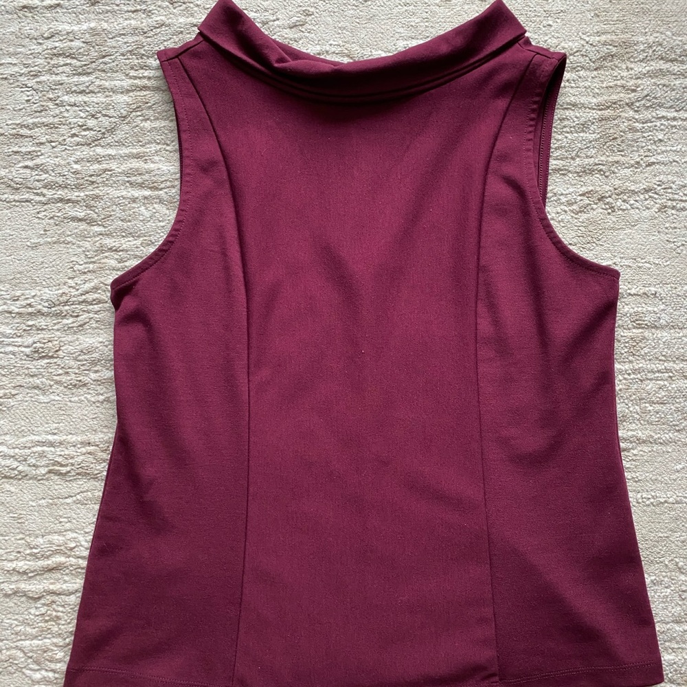 NWOT Banana Republic Burgundy Sleeveless Blouse